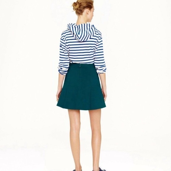 J.Crew Double Crepe Fluted Skirt Green Women’s Size 6 - Picture 2 of 7